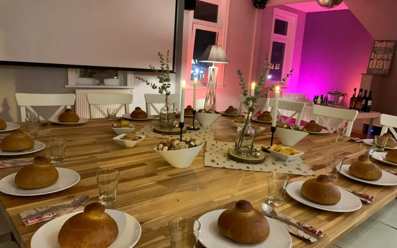 sieben-tuerme-turmsaal-10